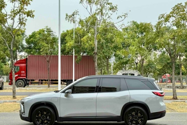 Used Nio ES8 2020 415 km Range 7-Seater Version
