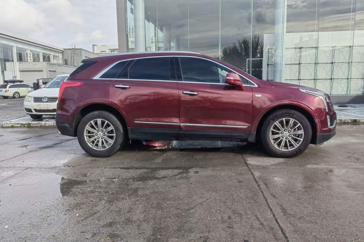 Used Cadillac XT5 2016 25T Luxury Model
