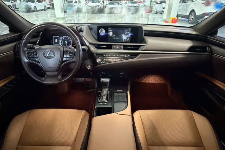 Used Lexus ES 2020 200 Excellence Edition