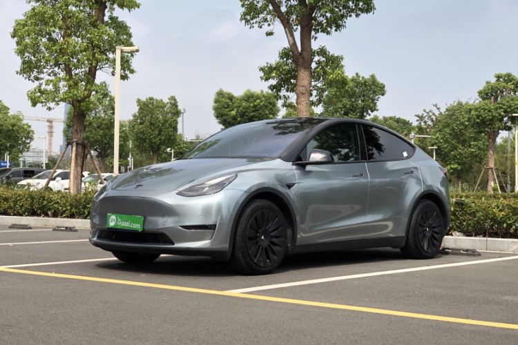 Used Tesla Model Y 2021 Standard Range Rear-Wheel Drive Version