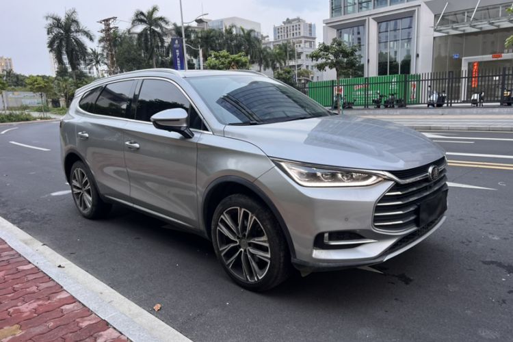 Used BYD Tang 2018 2.0T Automatic Smart Connect Prestige 7-Seater China V Standard