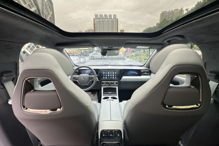 Used Leapmotor C01 2022 Four-Wheel Drive Dual-Motor High-Performance Version
