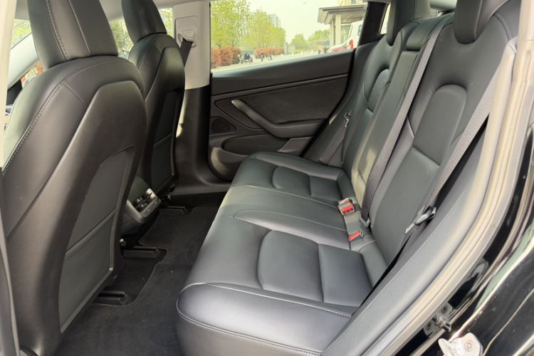 Used Tesla Model 3 2019 Long-Range Rear-Wheel-Drive Version