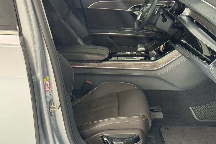 Used Audi A8 2018 A8L 55 TFSI quattro Prestige Edition
