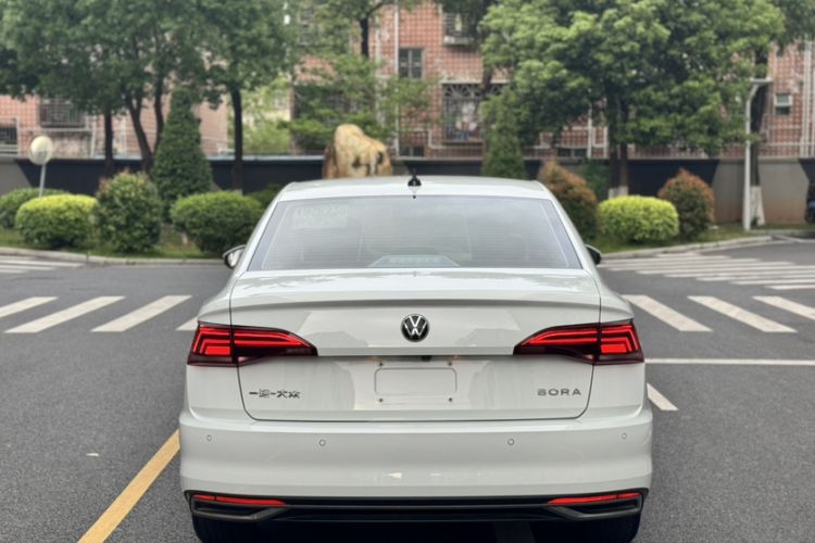 Used Volkswagen Bora 2021 1.5L Automatic Comfort Smart Connect Edition Exterior 4