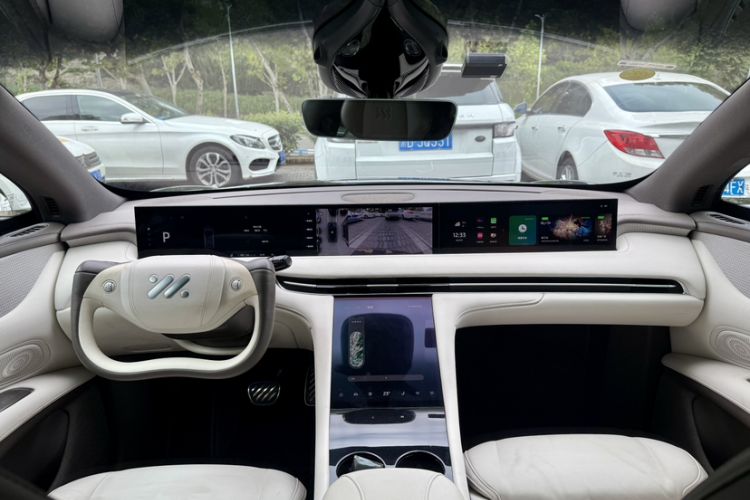 Used IM LS7 2023 100kWh Lux All-Wheel-Drive Version
