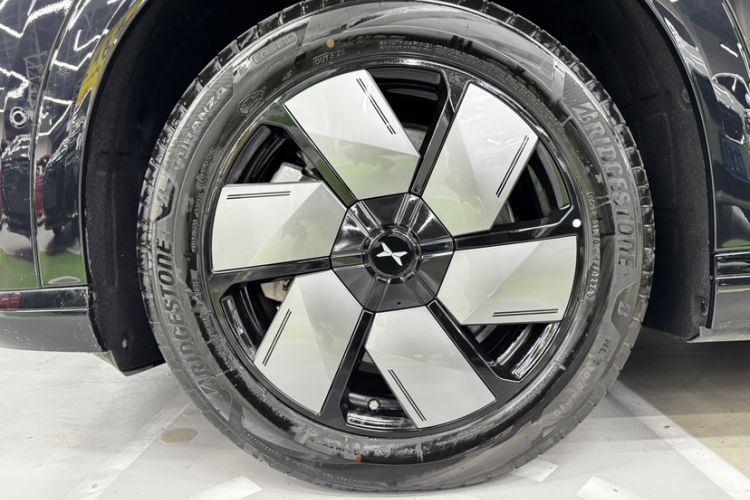 Used XPeng X9 2024 702 Ultra-Long Range Max