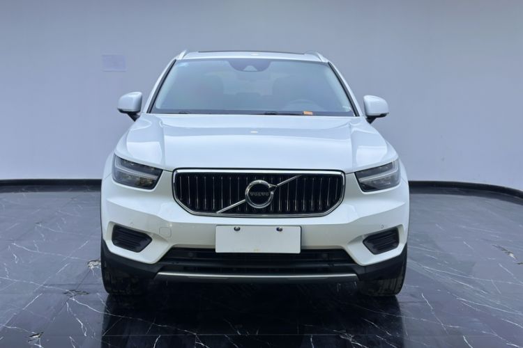 Used Volvo XC40 2022 T4 Four-Wheel Drive Smart & Stylish Edition