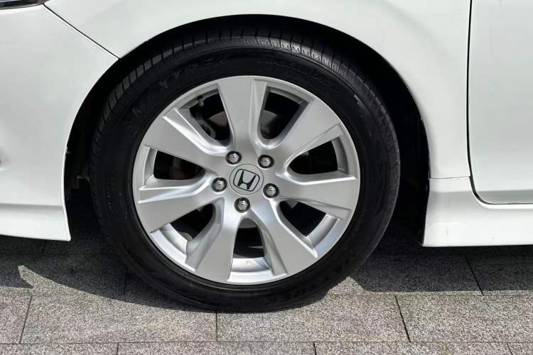 Used Honda Jade 2014 1.8L Automatic Comfort Elite Version 5 Seats