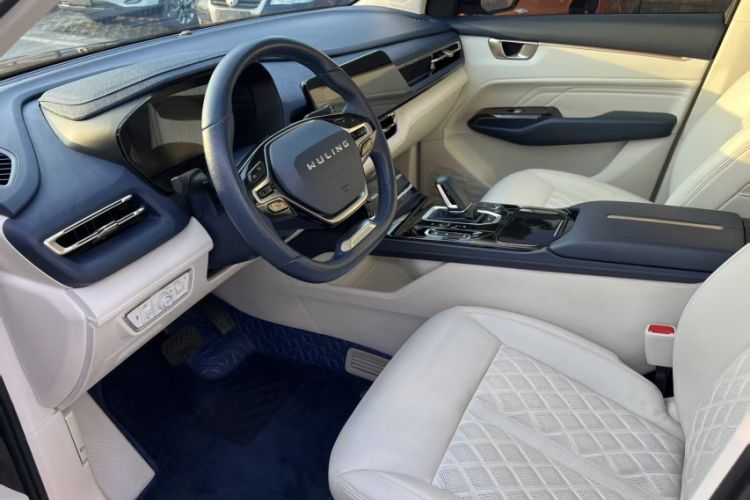 Used Wuling Victory 2023 2.0L DHT Luxury Edition