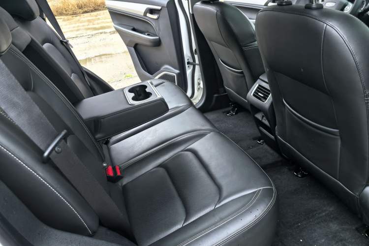 Used Geely Auto Vision X6 2020 1.4T CVT Luxury Edition
