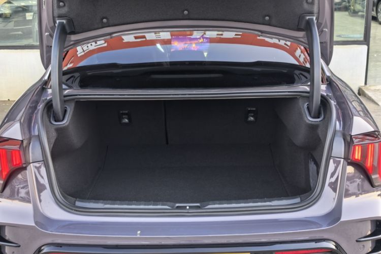 Used Lynk & Co 03 2025 1.5TD DCT Champion Edition Pro
