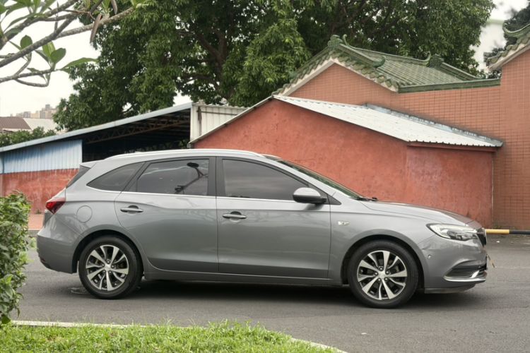 Used Buick Excelle GX 2018 18T Automatic Flagship Model
