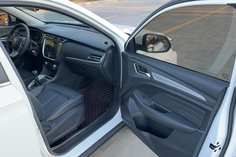 Used Roewe RX3 2018 1.6L Manual Flagship Edition