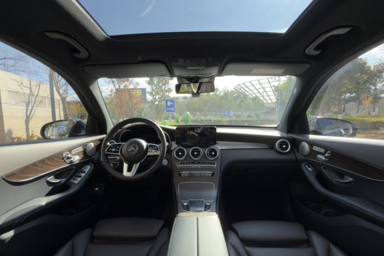 Used Mercedes-Benz GLC 2022 Refreshed GLC 300 L 4MATIC Dynamic Edition
