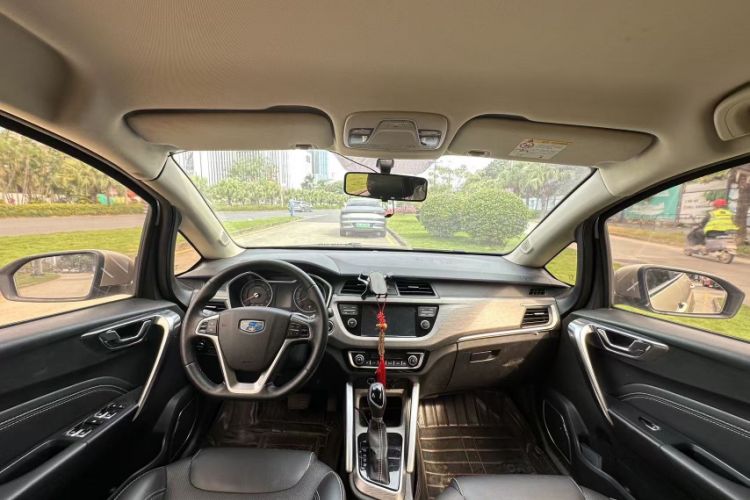Used Geely Auto Vision X3 2017 1.5L Automatic Elite Model Interior 4