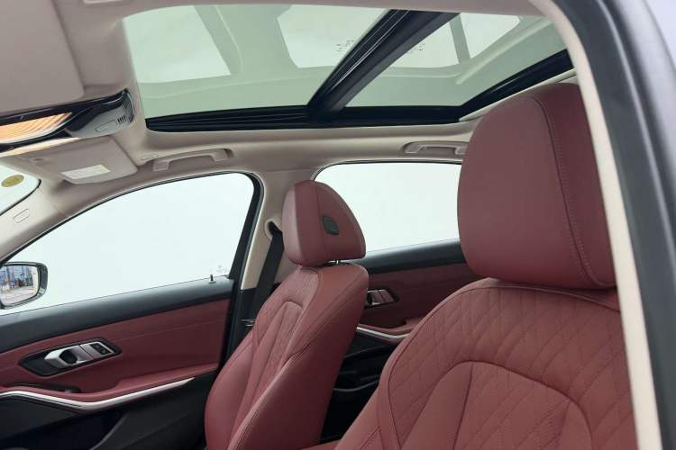 Used BMW i3 2025 eDrive 40 L Midnight Sports Package