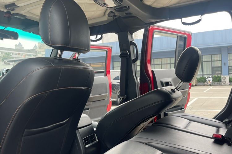 Used BAIC Off-Road BJ40 2017 40L 2.3T Automatic All-Wheel Drive Ring of the Tower Champion Edition
