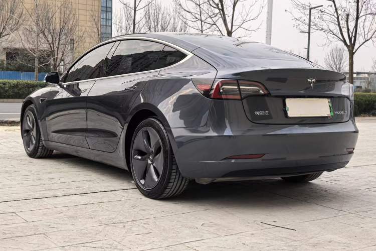 Used Tesla Model 3 2020 Long-Range Rear-Wheel-Drive Version