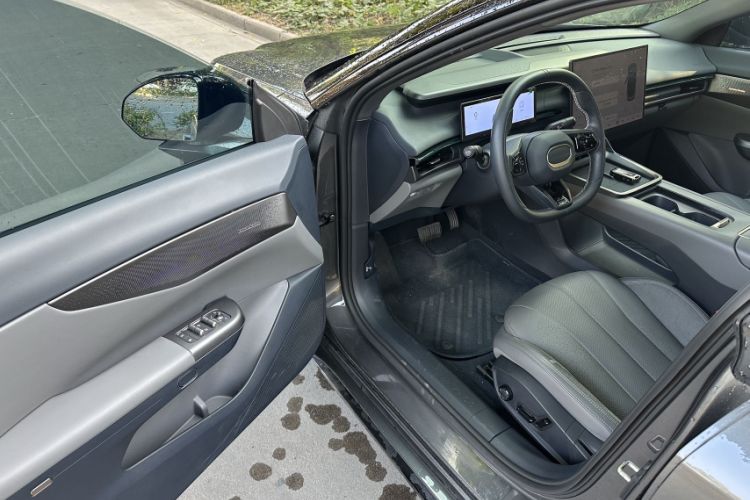 Used Lynk & Co 07 2024 EM-P 126 Long-Range Halo