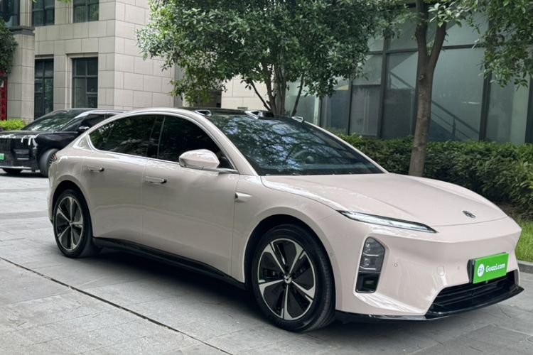 Used Nio ET5 2025 75 kWh