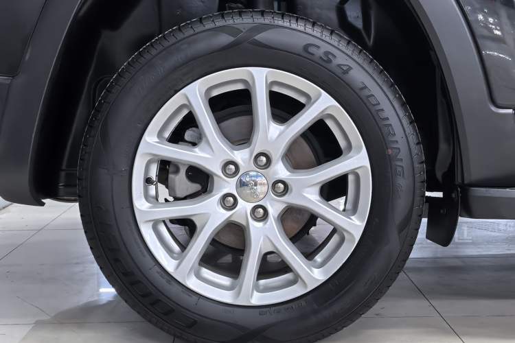 Used Jeep Cherokee 2017 2.0L Superior Edition