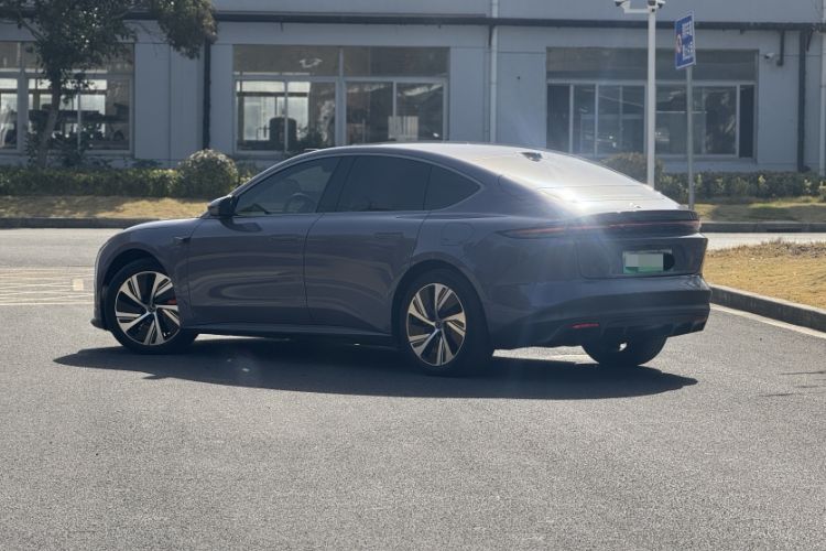 Used Nio ET5 2022 75 kWh
