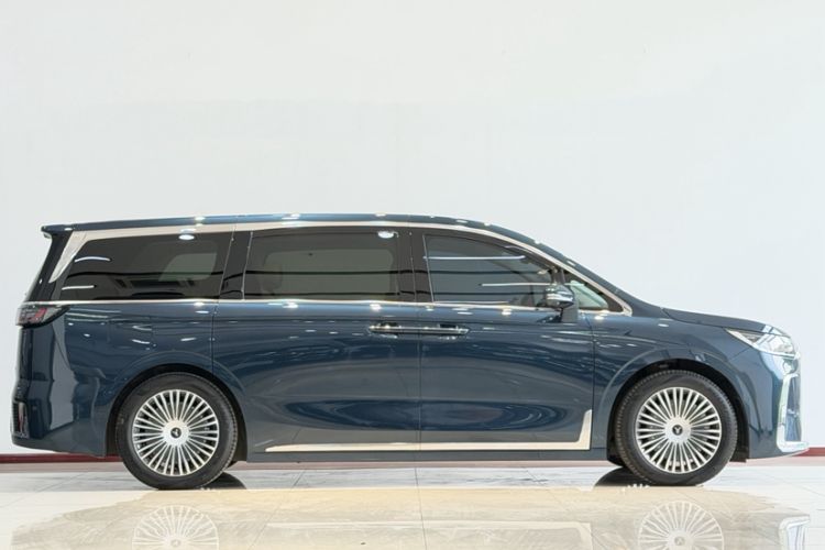 Used VOYAH Dream 2025 PHEV Four-Wheel-Drive Flagship Kunpeng Edition Exterior 5