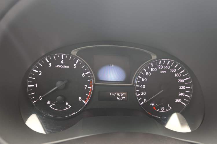 Used Nissan Teana 2016 Revised Version 2.0L XL Comfort Edition Odometer Close Up