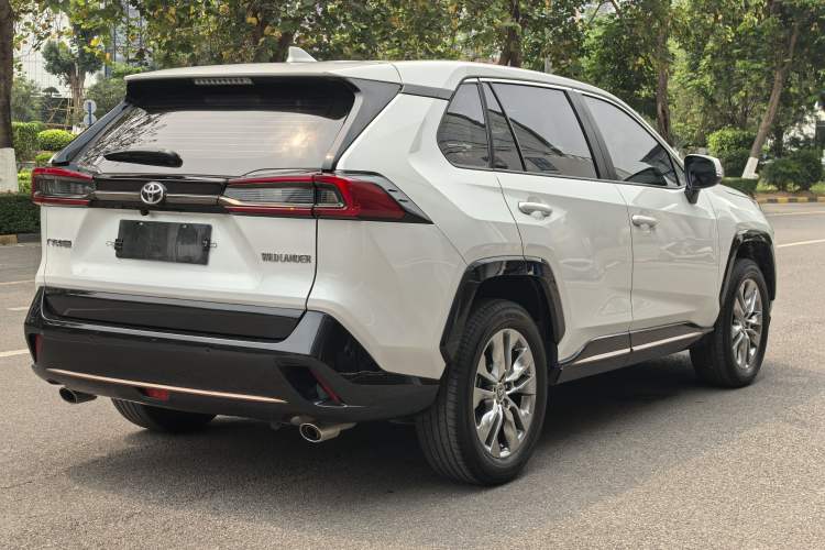 Used Toyota Wildlander 2024 2.0L CVT Two-Wheel Drive Urban Edition Exterior 5