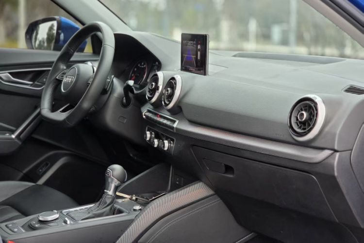Used Audi Q2L 2022 35 TFSI Fashion Dynamic Model
