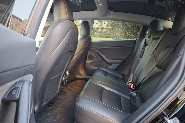 Used Tesla Model 3 2022 Rear-Wheel-Drive Version