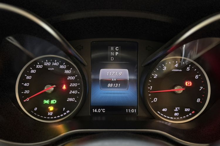 Used Mercedes-Benz V-Class 2016 V 260 Avantgarde Edition