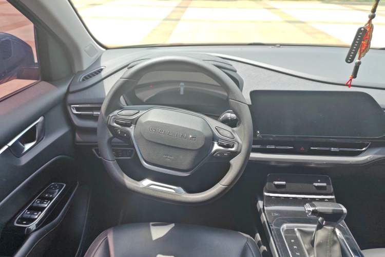 Used Wuling Victory 2020 1.5T CVT Luxury Model
