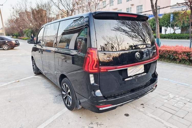 Used FORTHING M7 2022 Lingjue Model 2.0T Automatic Marquis Edition