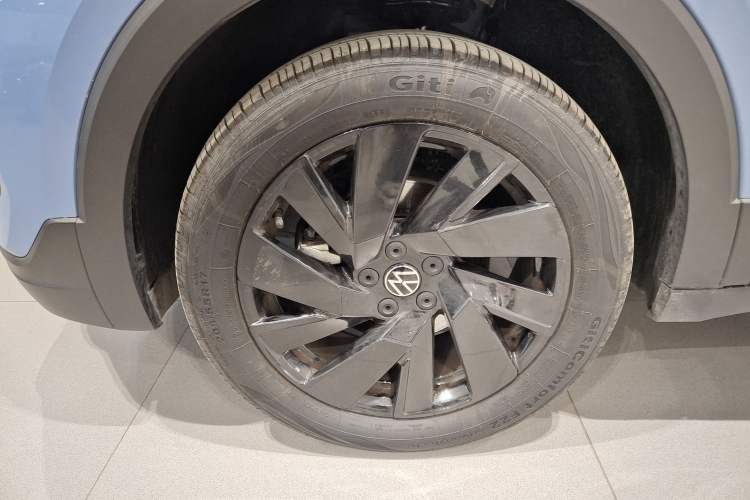 Used Volkswagen Tharu 2025 NewRui 300TSI Prestige Edition
