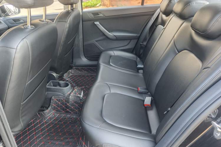 Used Volkswagen Santana 2016 1.4L Manual Fashion Edition