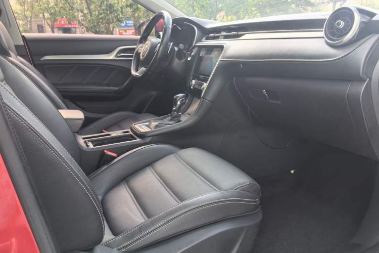 Used MG 6 2017 20T Automatic Luxury Smart Connect Version China V Standard Interior 8