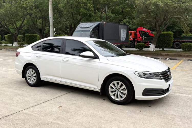 Used Volkswagen Lavida 2021 1.5L Automatic Fashion Edition
