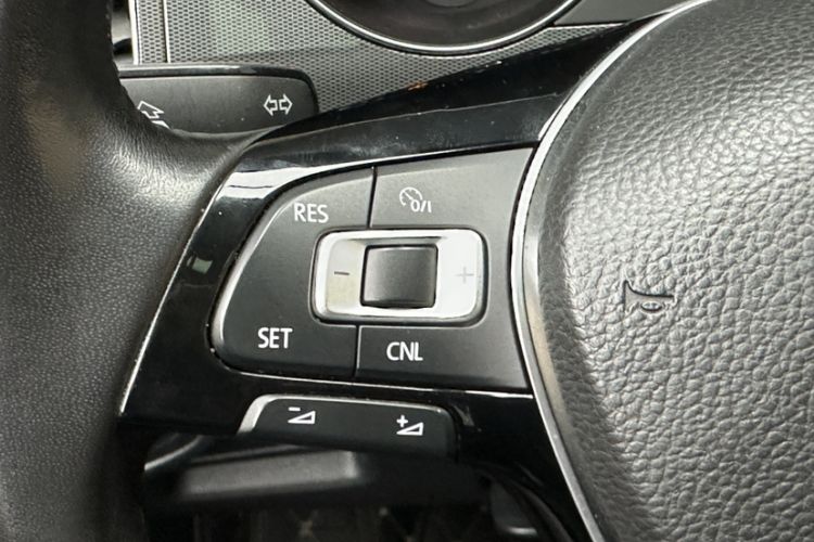 Used Volkswagen Golf Sportsvan 2018 230TSI Automatic Trend Edition
