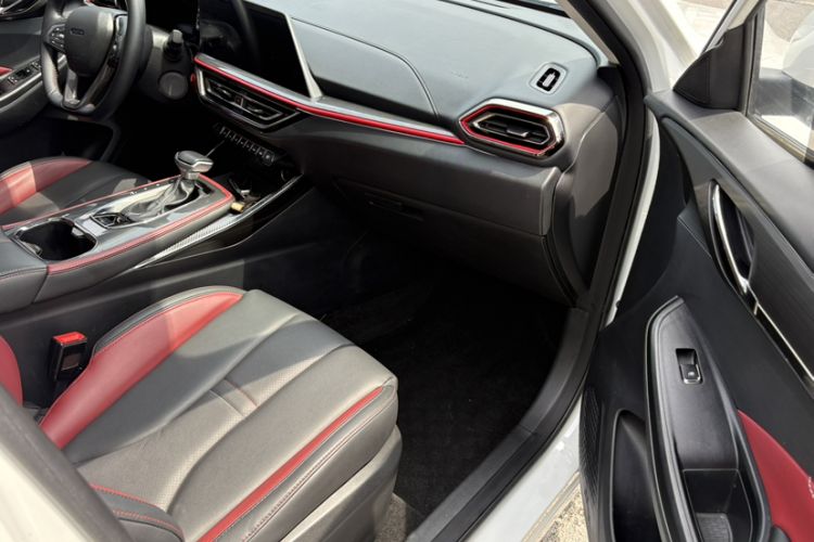 Used CHANGAN OSHAN X5 2021 1.5T DCT Flagship Edition Right Front Seat