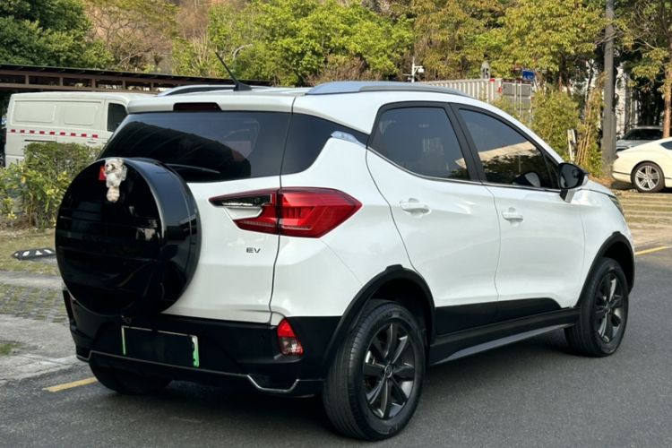 Used BYD Yuan New Energy 2019 EV360 Smart Connect Enjoyment Model Exterior 3