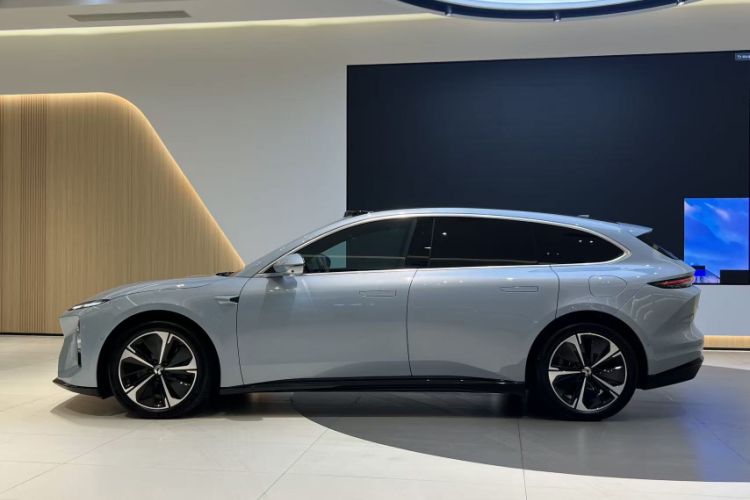 Used Nio ET5T 2025 75 kWh Touring
