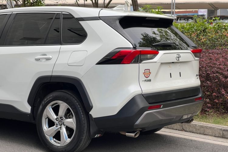 Used Toyota RAV4 2020 2.0L CVT 4x4 Trend Edition Exterior 5