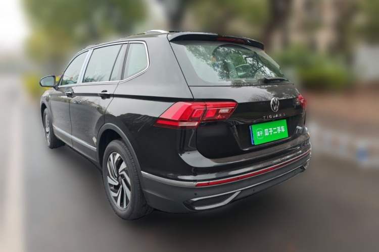 Used Volkswagen Tiguan L 2025 Model, Outstanding Version, 300TSI Automatic Two-Wheel Drive Longteng Edition