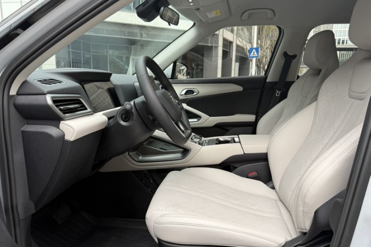 Used BYD Yuan UP 2024 401 km Active Version
