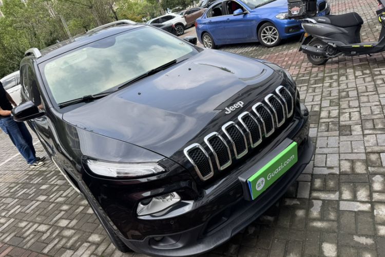 Used Jeep Cherokee 2016 2.4L Leading Edition