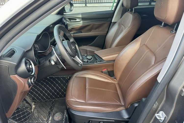 Used Alfa Romeo Stelvio 2017 2.0T 280HP Luxury Edition