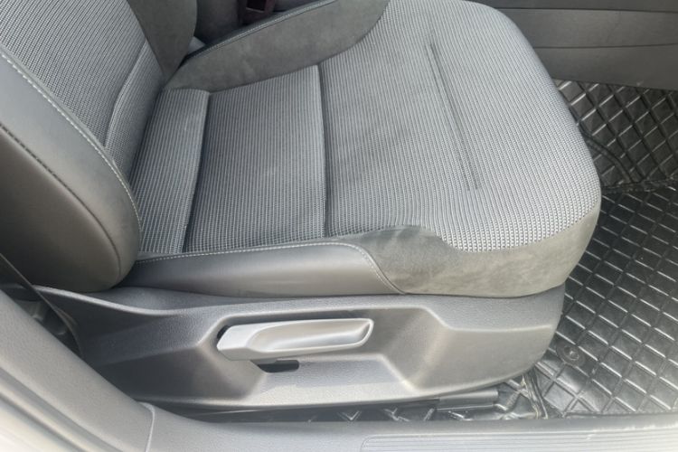 Used Volkswagen Golf 2020 Zhiai Edition 280TSI DSG Comfort Model Interior 11