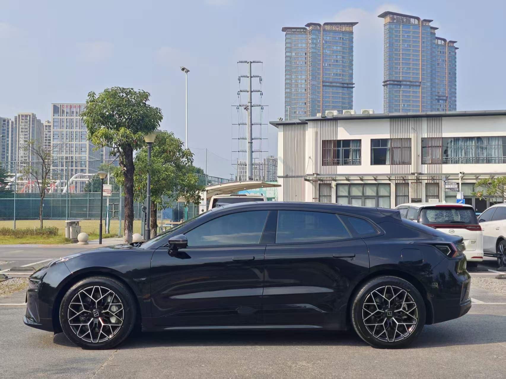 Zeekr 001 2025 WE Edition 100 kWh Rear-Wheel Drive — снимка 16